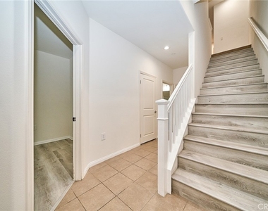 853 E Hollyvale - Photo Thumbnail 14