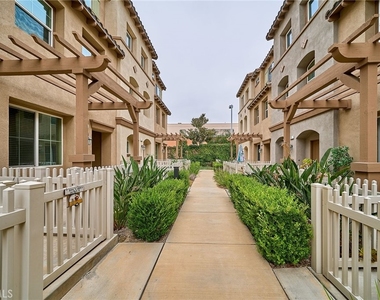 853 E Hollyvale - Photo Thumbnail 4