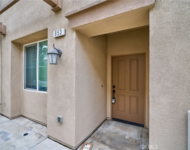 853 E Hollyvale - Photo Thumbnail 6