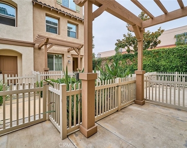 853 E Hollyvale - Photo Thumbnail 3