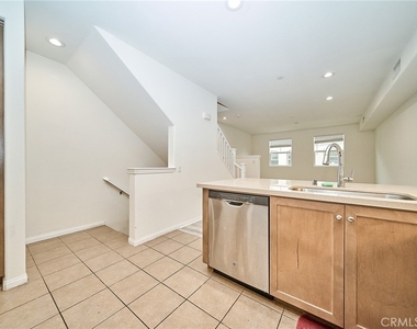853 E Hollyvale - Photo Thumbnail 23