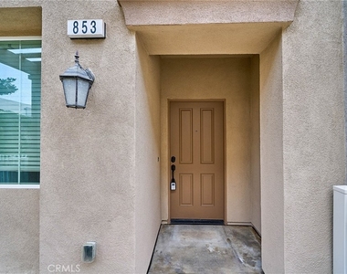 853 E Hollyvale - Photo Thumbnail 7