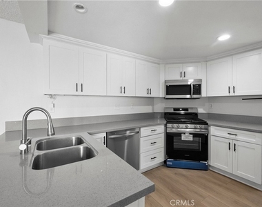 9869 Galena Court - Photo Thumbnail 14