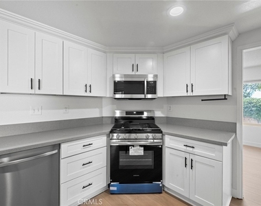 9869 Galena Court - Photo Thumbnail 17