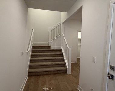 1485 Snowberry Place - Photo Thumbnail 1