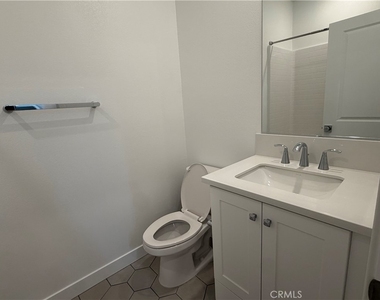1485 Snowberry Place - Photo Thumbnail 10