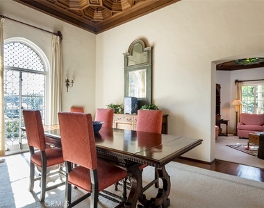 1762 Oak Grove - Photo Thumbnail 7