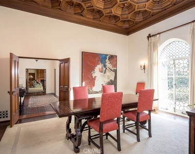 1762 Oak Grove - Photo Thumbnail 9