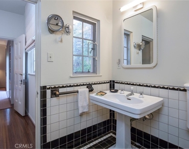 1762 Oak Grove - Photo Thumbnail 24
