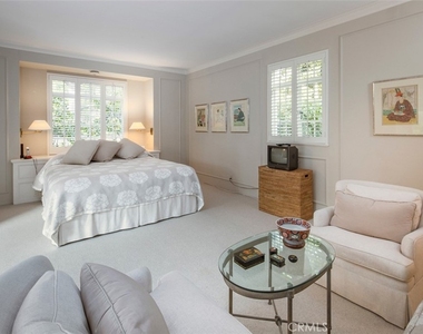 1762 Oak Grove - Photo Thumbnail 16