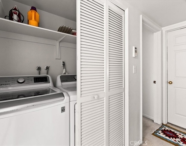 703 Locust Street - Photo Thumbnail 8