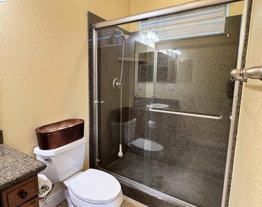 2458 Marsanne St - Photo Thumbnail 12