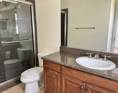 2458 Marsanne St - Photo Thumbnail 20