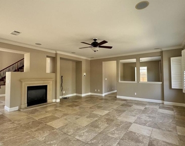 2458 Marsanne St - Photo Thumbnail 37