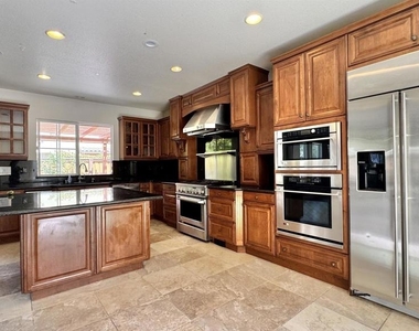 2458 Marsanne St - Photo Thumbnail 5