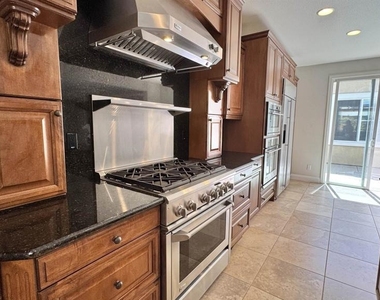 2458 Marsanne St - Photo Thumbnail 7