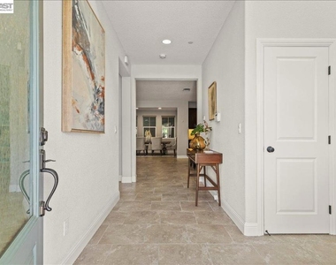 1185 S Olson Ave - Photo Thumbnail 46