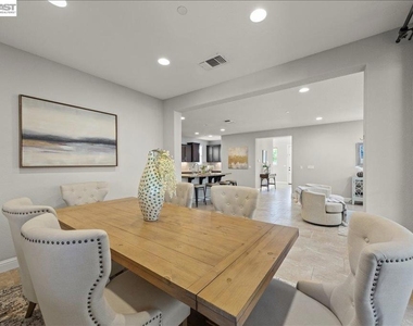 1185 S Olson Ave - Photo Thumbnail 47