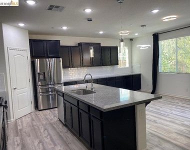 5449 Prewett Ranch Dr - Photo Thumbnail 5