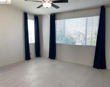 5449 Prewett Ranch Dr - Photo Thumbnail 14