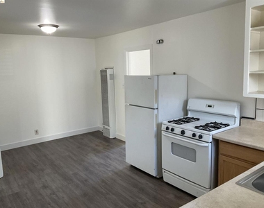 1120 Maple Street - Photo Thumbnail 2