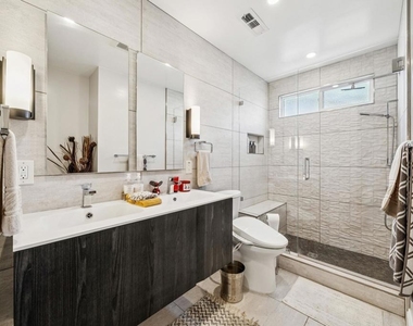 2485 Medallion Dr - Photo Thumbnail 38