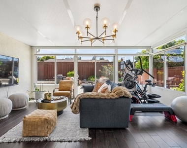 2485 Medallion Dr - Photo Thumbnail 19