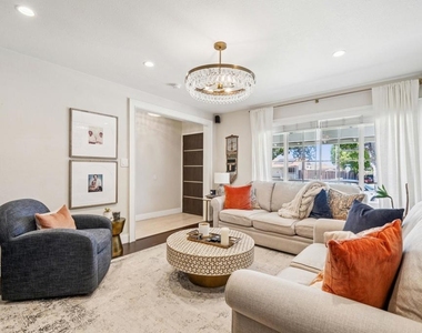 2485 Medallion Dr - Photo Thumbnail 4