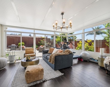 2485 Medallion Dr - Photo Thumbnail 20
