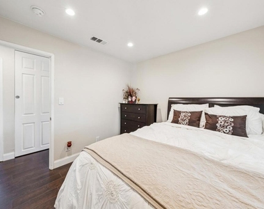 2485 Medallion Dr - Photo Thumbnail 36