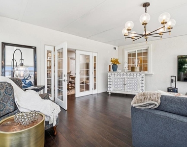 2485 Medallion Dr - Photo Thumbnail 23