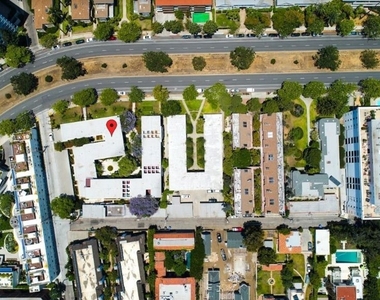 134 D San Vicente Blvd - Photo Thumbnail 3