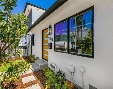 10420 Regent Street - Photo Thumbnail 2