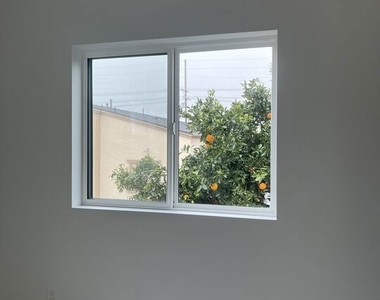 212 E 29th Street - Photo Thumbnail 19