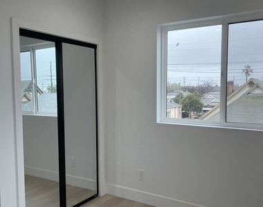 212 E 29th Street - Photo Thumbnail 26