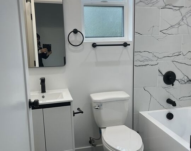 212 E 29th Street - Photo Thumbnail 20