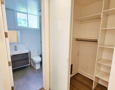 142 A San Vicente Blvd - Photo Thumbnail 8
