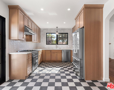 926 E Dryden Street - Photo Thumbnail 14