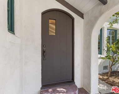 926 E Dryden Street - Photo Thumbnail 4