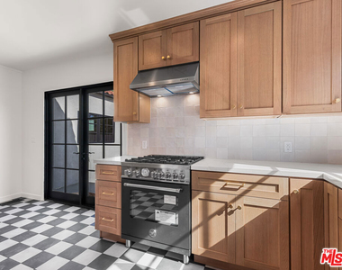 926 E Dryden Street - Photo Thumbnail 19