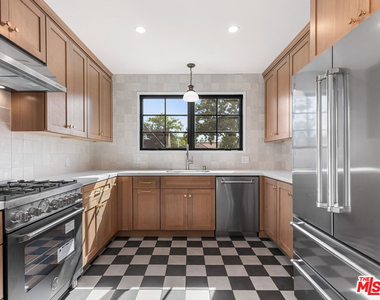 926 E Dryden Street - Photo Thumbnail 15