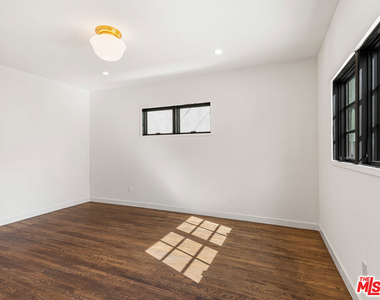 926 E Dryden Street - Photo Thumbnail 24