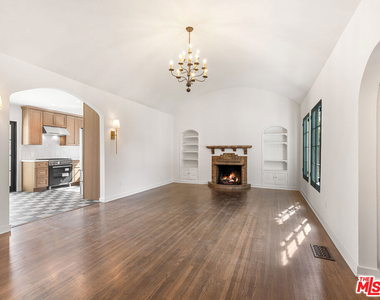 926 E Dryden Street - Photo Thumbnail 6