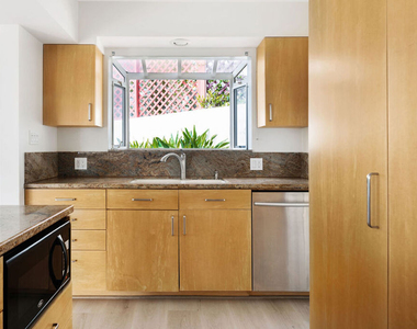 7000 Vista Del Mar Lane - Photo Thumbnail 14