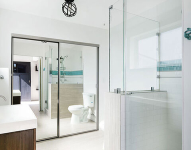 7000 Vista Del Mar Lane - Photo Thumbnail 22