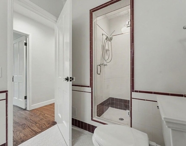 2383 Panorama Terrace - Photo Thumbnail 23