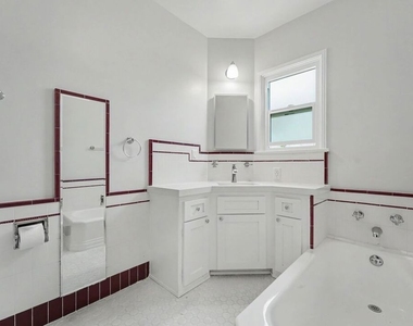2383 Panorama Terrace - Photo Thumbnail 22