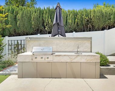 2383 Panorama Terrace - Photo Thumbnail 32