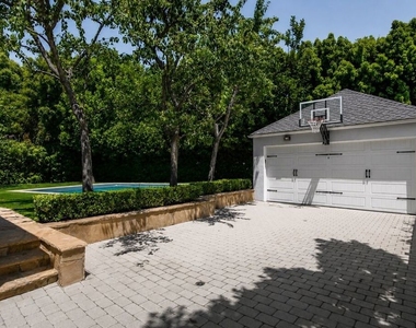 774 Malcolm Avenue - Photo Thumbnail 21