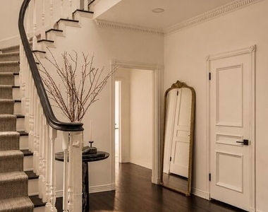 774 Malcolm Avenue - Photo Thumbnail 13